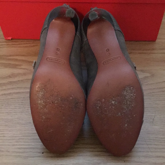 Coach bootie heels size 6 - Picture 3 of 4